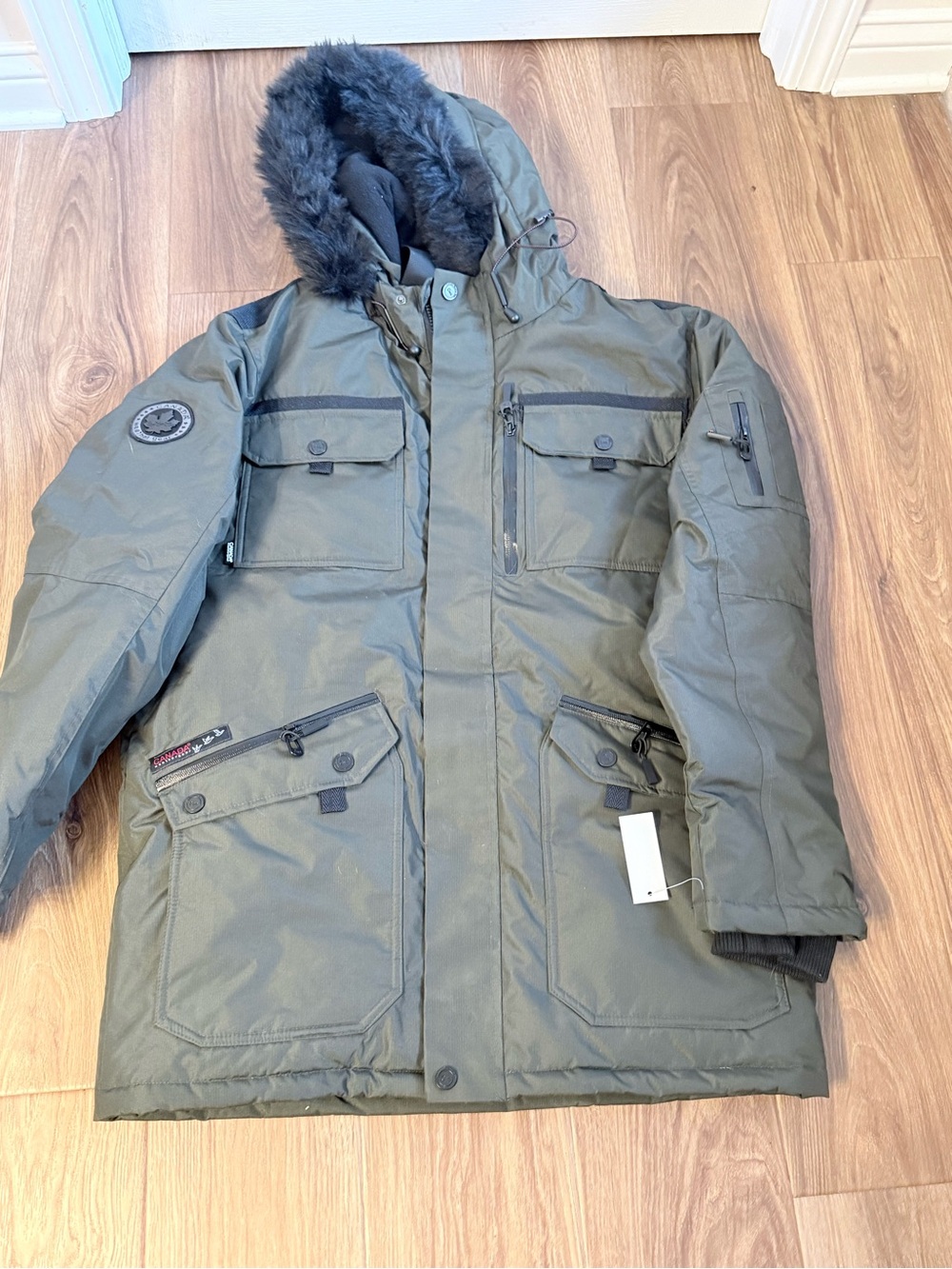 Canada Gear Men's Insulated Hooded Parka Jacket in Olive with Faux Fur Trim